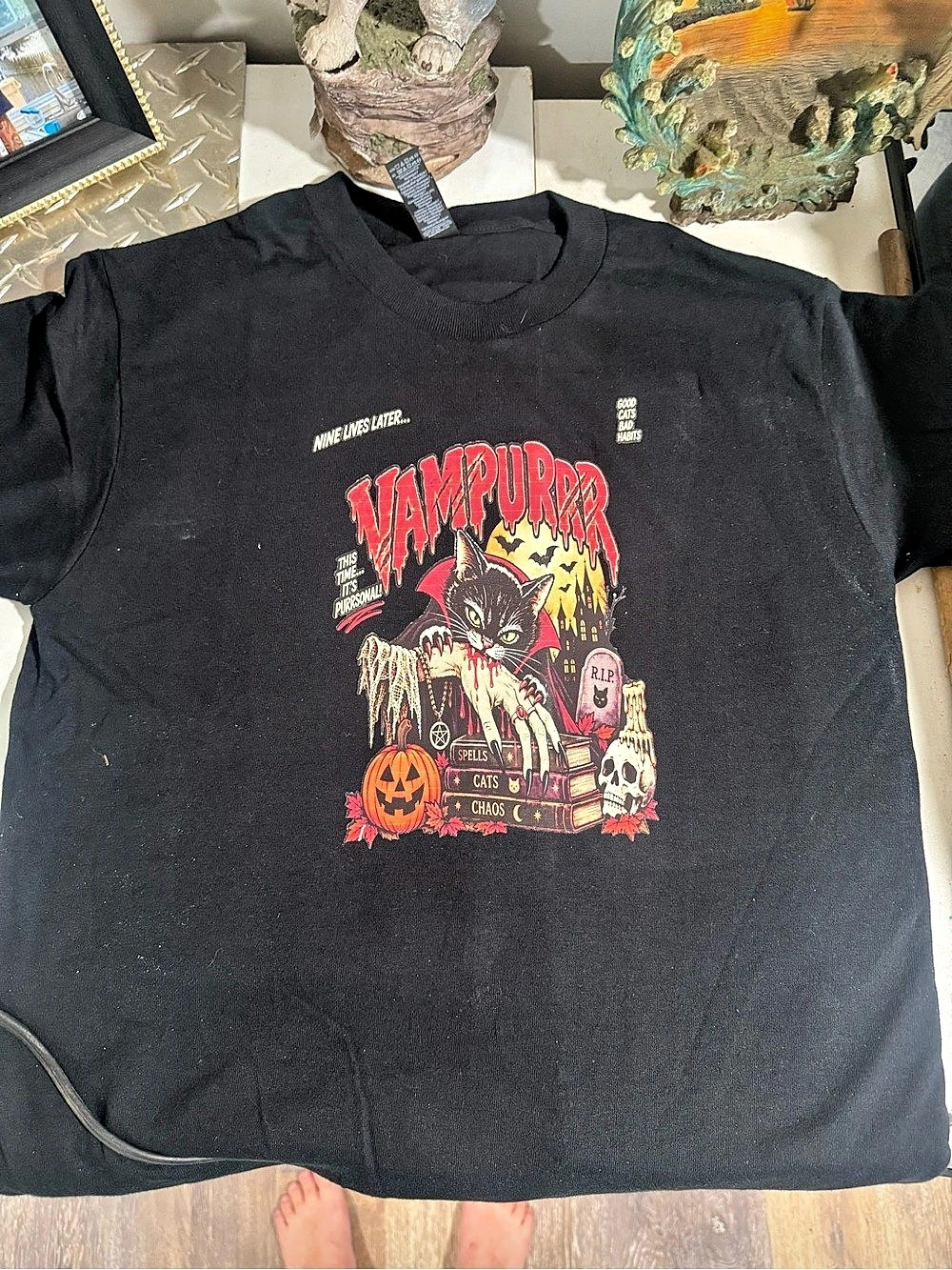 Vampurr Cat T-Shirt Black & Red